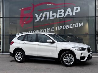 2017 BMW X1 20d xDrive II (F48), белый, 2760000 рублей, вид 1