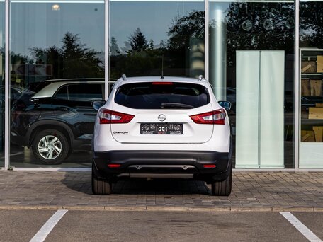 2016 Nissan Qashqai II, белый, 1335000 рублей, вид 5