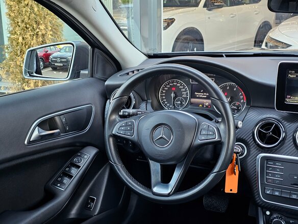 2016 Mercedes-Benz GLA 250 I (X156), серый, 2250000 рублей - вид 36