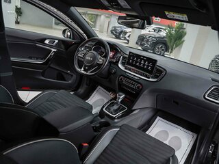 2021 Kia Ceed III Рестайлинг, чёрный, 2495000 рублей, вид 5