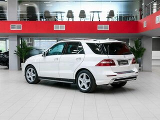 2013 Mercedes-Benz M-Класс 350 CDI III (W166), белый, 2800000 рублей, вид 4