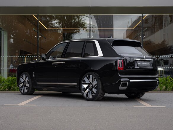 2026 Rolls-Royce Cullinan I Рестайлинг (Series II), чёрный, 63000000 рублей - вид 22