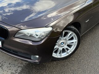 2011 BMW 7 серии Long 750Li xDrive V (F01/F02/F04), коричневый, 3750000 рублей, вид 2