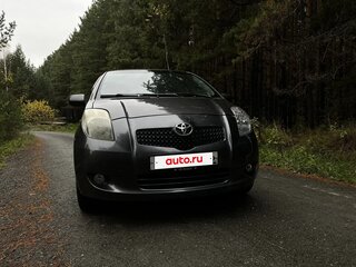 2008 Toyota Yaris Multimode II, серый, 500000 рублей, вид 2