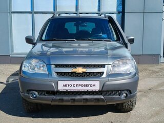 2013 Chevrolet Niva I Рестайлинг, серый, 440000 рублей, вид 2