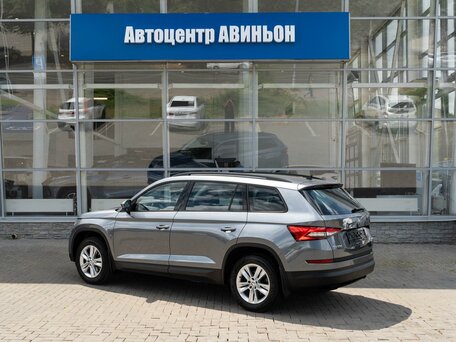2018 Skoda Kodiaq I, серый, 1899000 рублей, вид 3