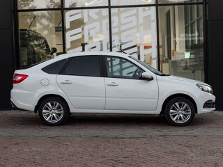 2024 Lada (ВАЗ) Granta I Рестайлинг, белый, 759000 рублей, вид 5