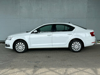 2019 Skoda Octavia III (A7) Рестайлинг, белый, 1670000 рублей, вид 5