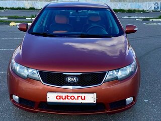 2010 Kia Cerato 4-speed II, оранжевый, 775000 рублей, вид 2