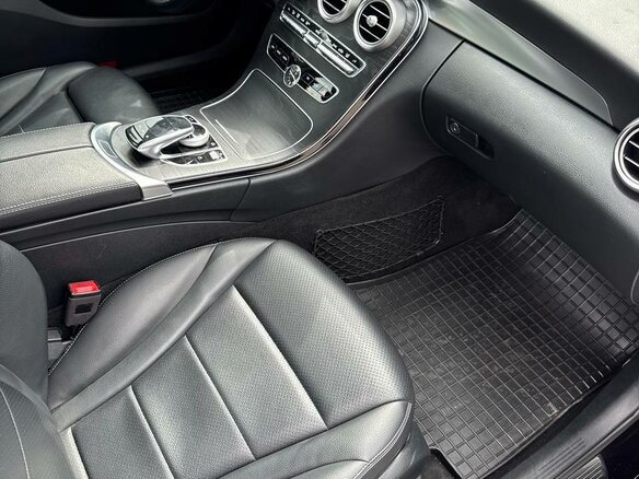 2020 Mercedes-Benz C-Класс 300 IV (W205) Рестайлинг, чёрный, 1750000 рублей - вид 7