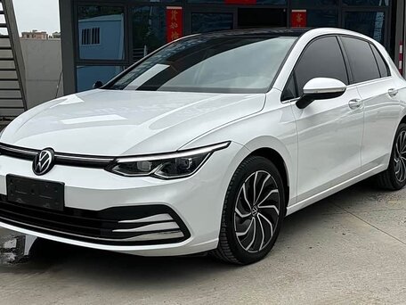 2022 Volkswagen Golf VIII, белый, 1961056 рублей, вид 3