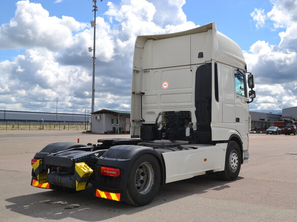 2022 DAF XF, белый, 8100000 рублей - вид 2