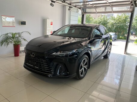 Lexus RX V