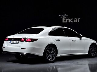 2024 Mercedes-Benz E-Класс 220 d VI (W214, S214), белый, 6840000 рублей, вид 2