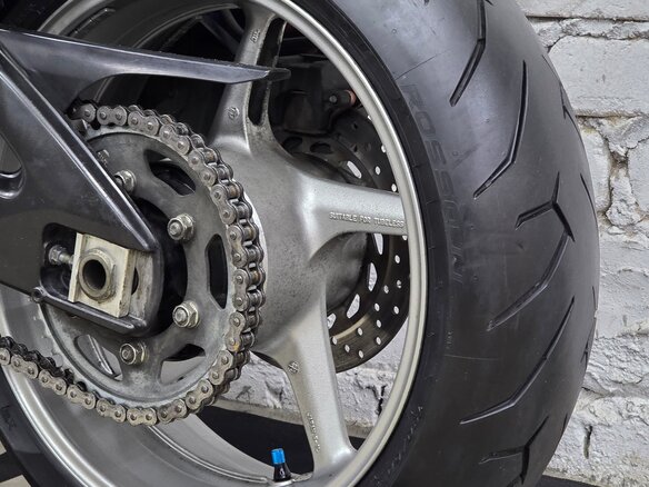 2008 Yamaha FZ1, серый - вид 14