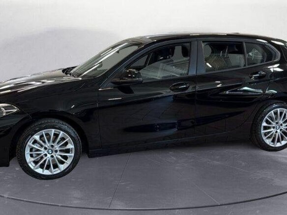 2022 BMW 1 серии 116d III (F40), чёрный, 2890000 рублей - вид 7