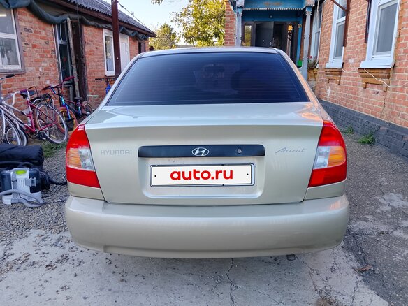 2005 Hyundai Accent ТагАЗ II, бежевый, 380000 рублей - вид 4