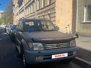 2001 Toyota Land Cruiser Prado 90 Series Рестайлинг, бежевый, 875000 рублей, вид 1