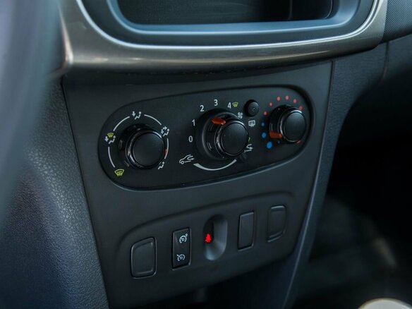 2015 Renault Sandero Stepway II, зелёный - вид 20