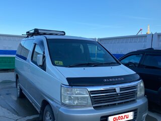 2000 Nissan Elgrand I (E50), белый, 500000 рублей, вид 2