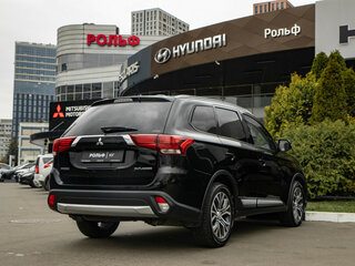 2016 Mitsubishi Outlander III Рестайлинг 2, чёрный, 2193000 рублей, вид 4