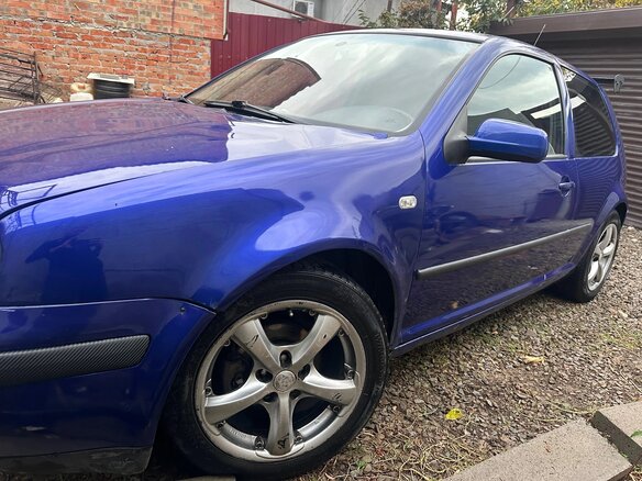 2001 Volkswagen Golf IV, синий, 135000 рублей - вид 9