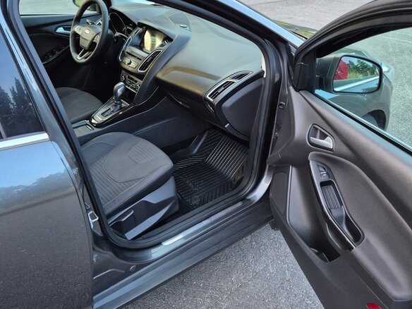 2017 Ford Focus III Рестайлинг, серый, 1290000 рублей - вид 7