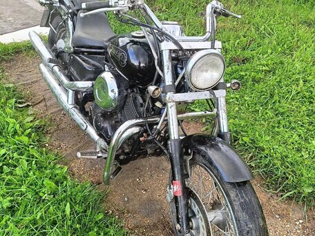 1998 Yamaha XVS400 Drag Star, чёрный, 320000 рублей, вид 1