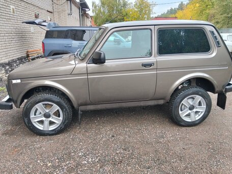 2025 Lada (ВАЗ) Niva Legend I, коричневый, 1100000 рублей, вид 5