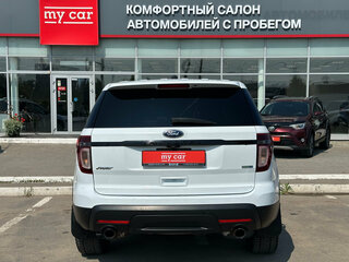 2015 Ford Explorer Sport V, белый, 1745000 рублей, вид 5