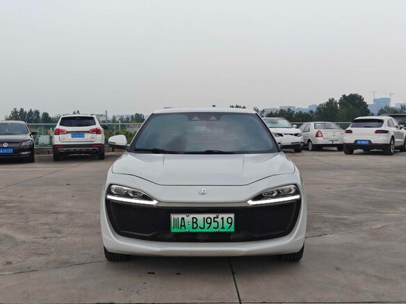 2020 Leapmotor S01 48 kWh (Li-ion), белый, 1090000 рублей - вид 1