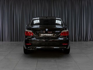 2008 BMW 5 серии 530xi V (E60/E61) Рестайлинг, чёрный, 1200000 рублей, вид 4