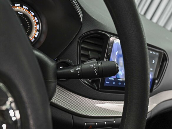 2024 Lada (ВАЗ) Vesta I Рестайлинг (NG), белый, 1258000 рублей - вид 16