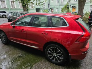 2020 Volvo XC60 II, красный, 4000000 рублей, вид 2