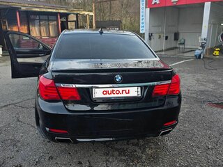 2010 BMW 7 серии Long 740Li V (F01/F02/F04), чёрный, 1800000 рублей, вид 5