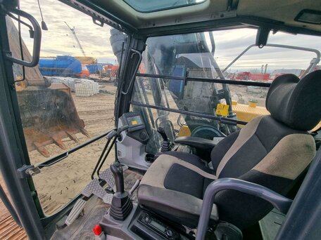 2018 John Deere E260LC, жёлтый, 6774400 рублей, вид 5