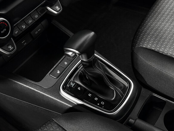 2020 Kia Rio IV Рестайлинг, белый, 1480000 рублей - вид 10