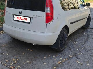 2013 Skoda Roomster I Рестайлинг, белый, 710000 рублей, вид 4