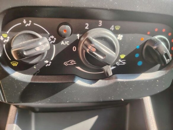 2019 Lada (ВАЗ) Largus I, белый, 635000 рублей - вид 22
