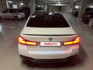 2017 BMW 5 серии 520d VII (G30/G31/G38), белый, 2650000 рублей, вид 5
