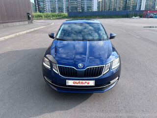 2017 Skoda Octavia III (A7) Рестайлинг, синий, 1600000 рублей, вид 2