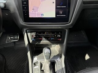 2021 Volkswagen Tiguan II Рестайлинг, чёрный, 4199000 рублей, вид 5