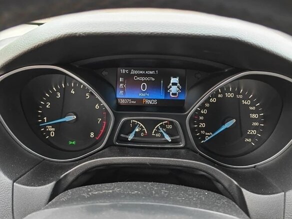 2015 Ford Focus III Рестайлинг, синий, 1050000 рублей - вид 6