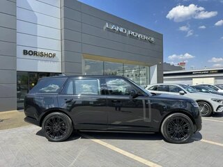 2025 Land Rover Range Rover P530 MHEV Long V, чёрный, 25500000 рублей, вид 2