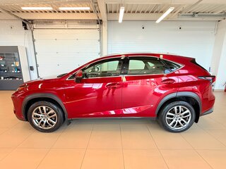 2019 Lexus NX 200 I Рестайлинг, красный, 3649900 рублей, вид 3