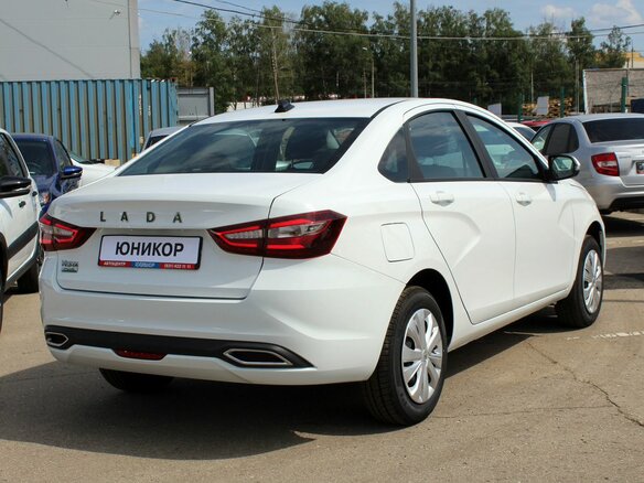 2026 Lada (ВАЗ) Vesta CNG I Рестайлинг (NG), белый - вид 4