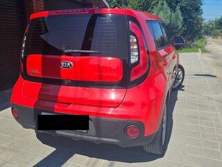 2018 Kia Soul II Рестайлинг, красный, 1790000 рублей, вид 3