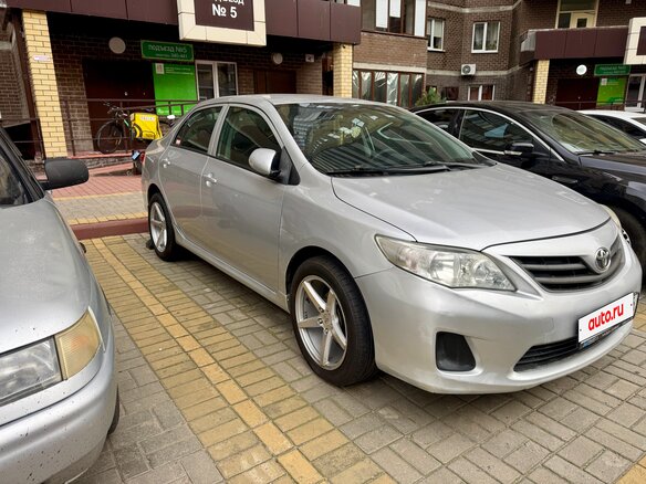 2011 Toyota Corolla X (E140, E150) Рестайлинг, серебристый - вид 19
