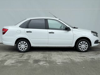 2020 Lada (ВАЗ) Granta I Рестайлинг, белый, 563000 рублей, вид 4