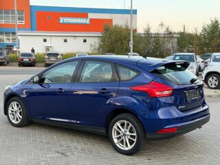 2015 Ford Focus III Рестайлинг, синий, 1050000 рублей, вид 5